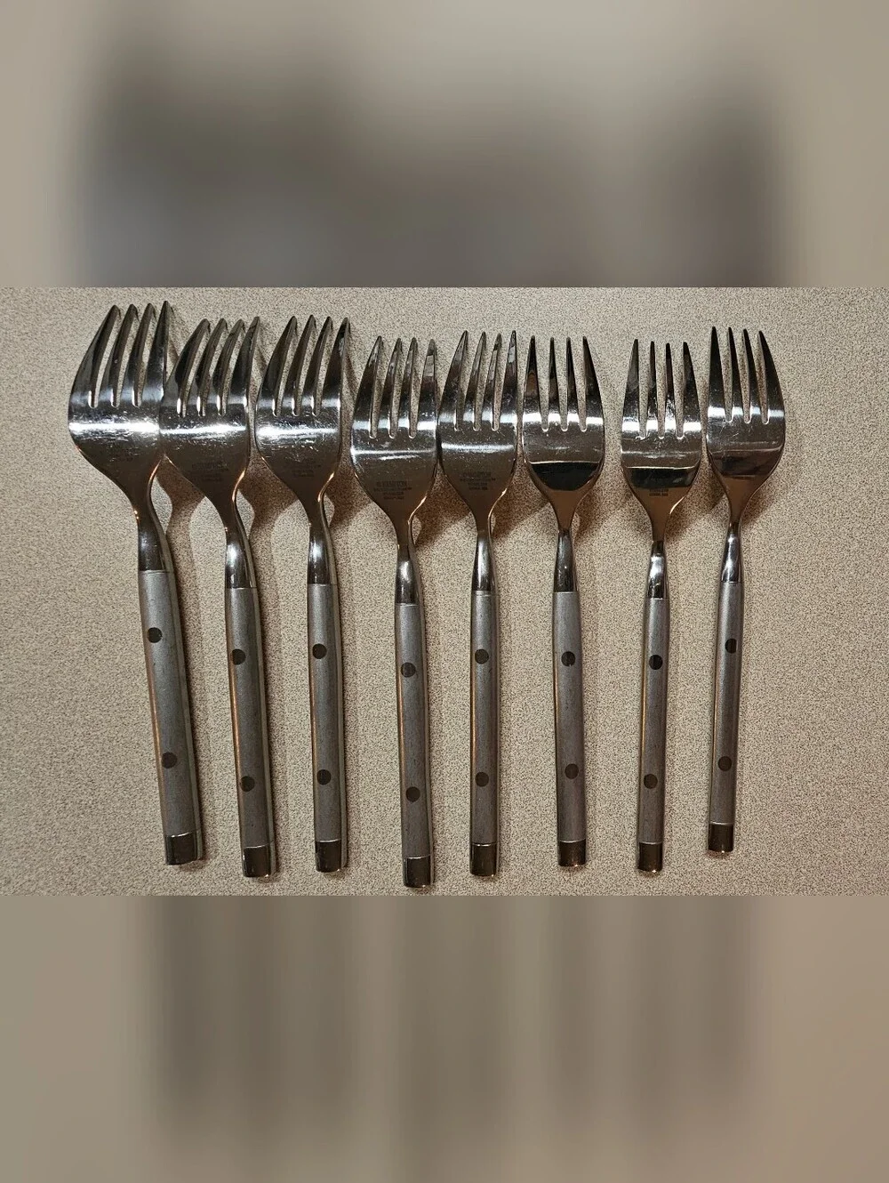 Hampton Silversmiths 026 Silverware 40 Piece Lot Stainless Rivet Accent Satin